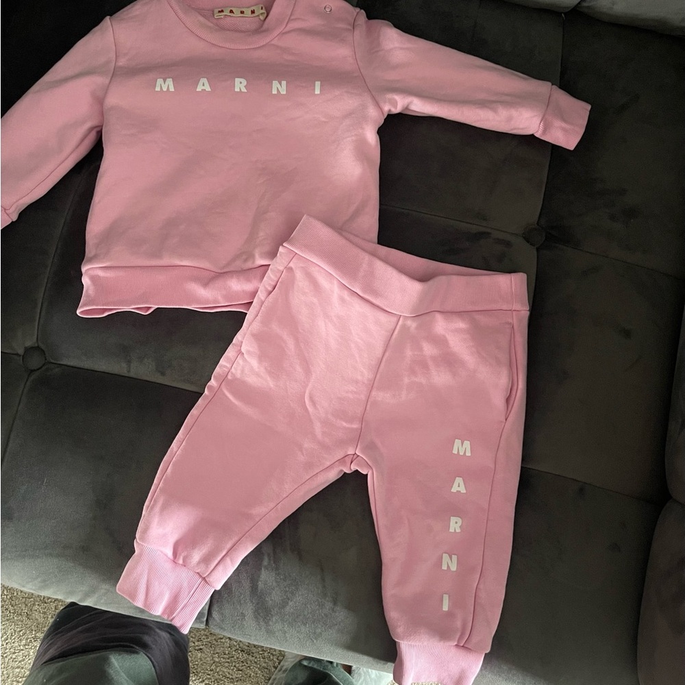 6-9 month 2 piece set for baby girl